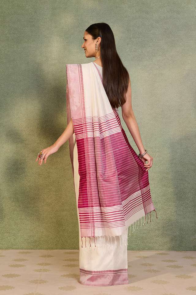 Off White Bishnupur Pure Silk Woven Saree thumbnail image number null
