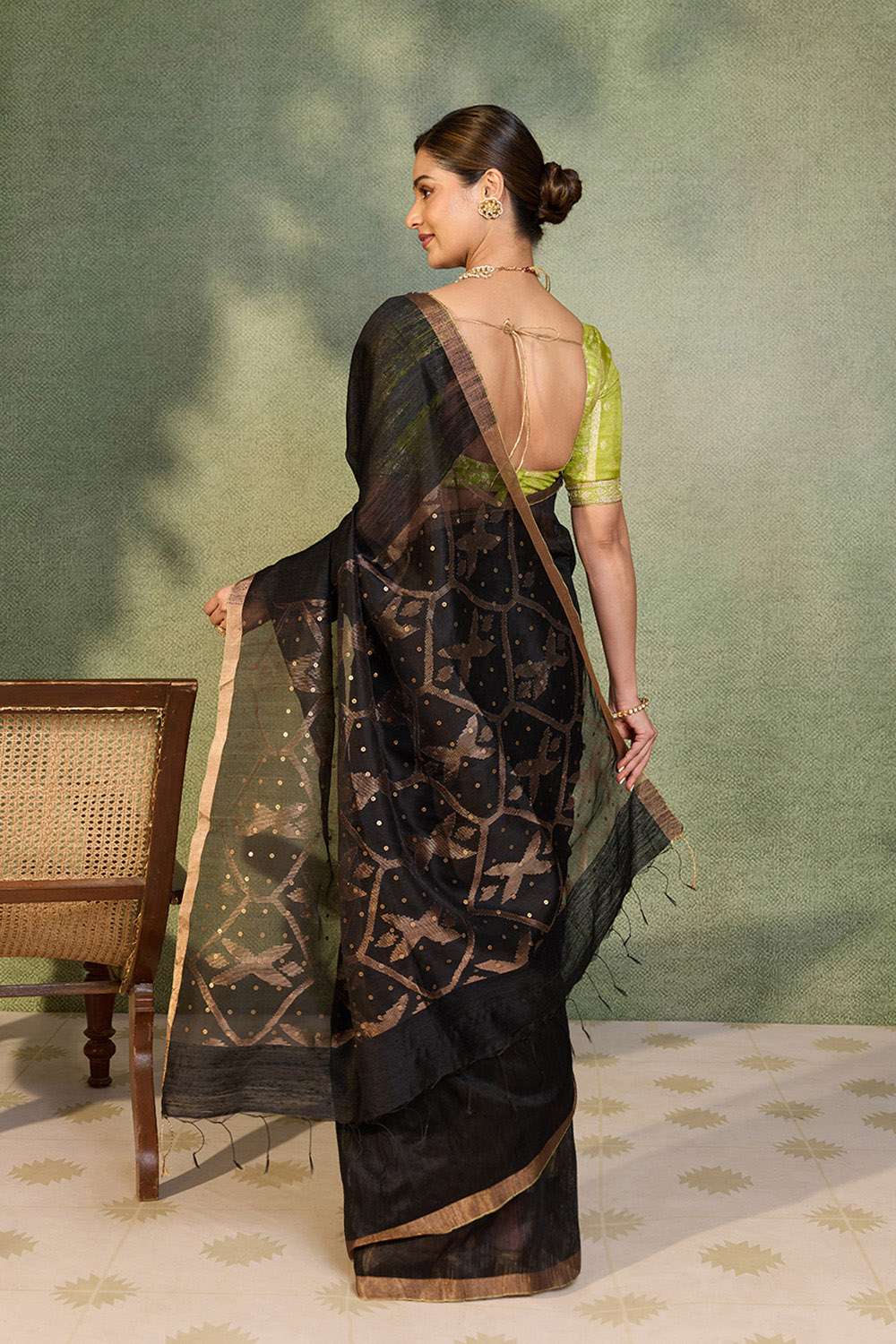 Black Bengal Pure Silk Vanya Jamdani Saree image number null
