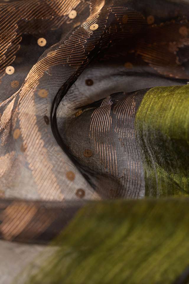 Dark Green Jamdani Pure Silk Vanya Bengal Saree thumbnail image number null