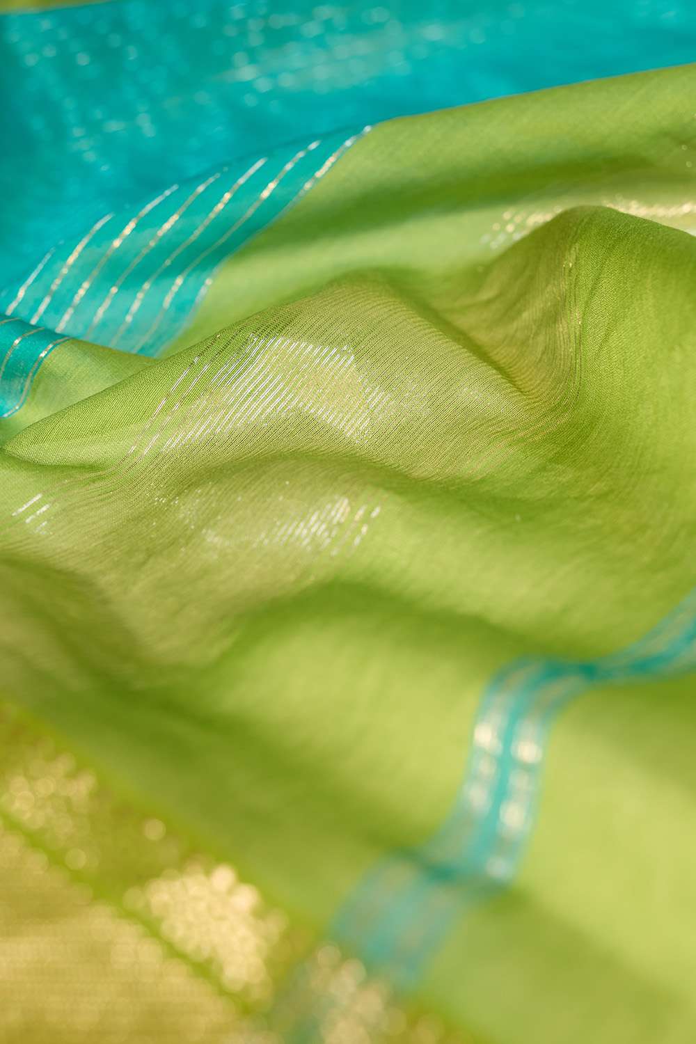 Light Green Woven Pure Silk Cotton Maheshwari Saree image number null
