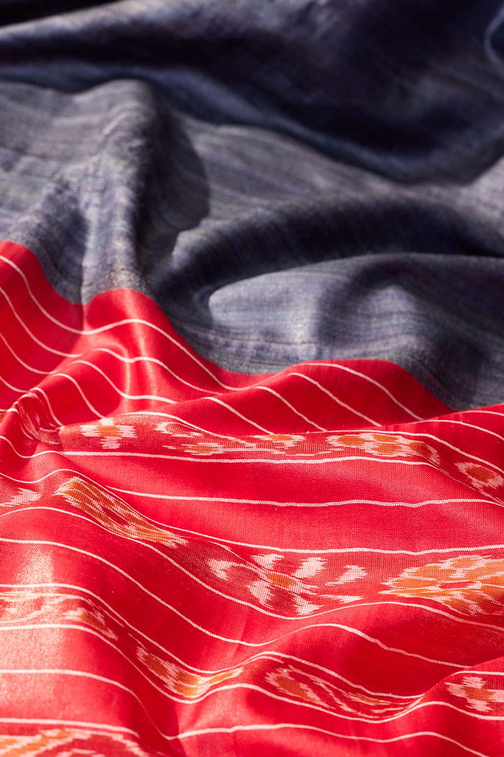 Grey Gopalpur Pure Tussar Silk Ikat Saree image number null