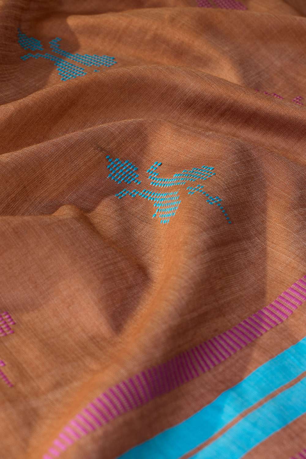 Brown Bhagalpur Woven Silk Viscose Saree image number null