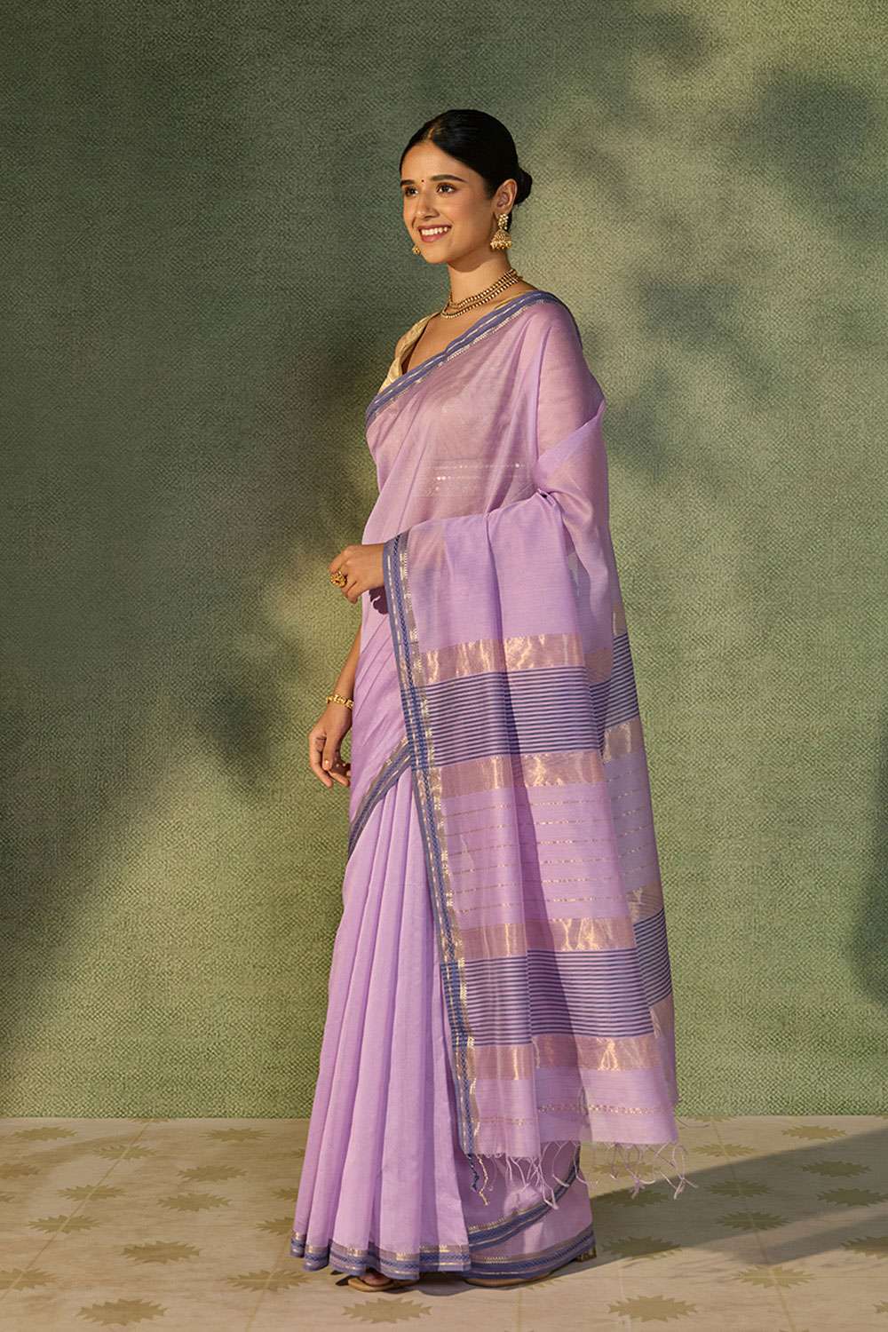 Light Violet Woven Pure Silk Cotton Maheshwari Saree image number null