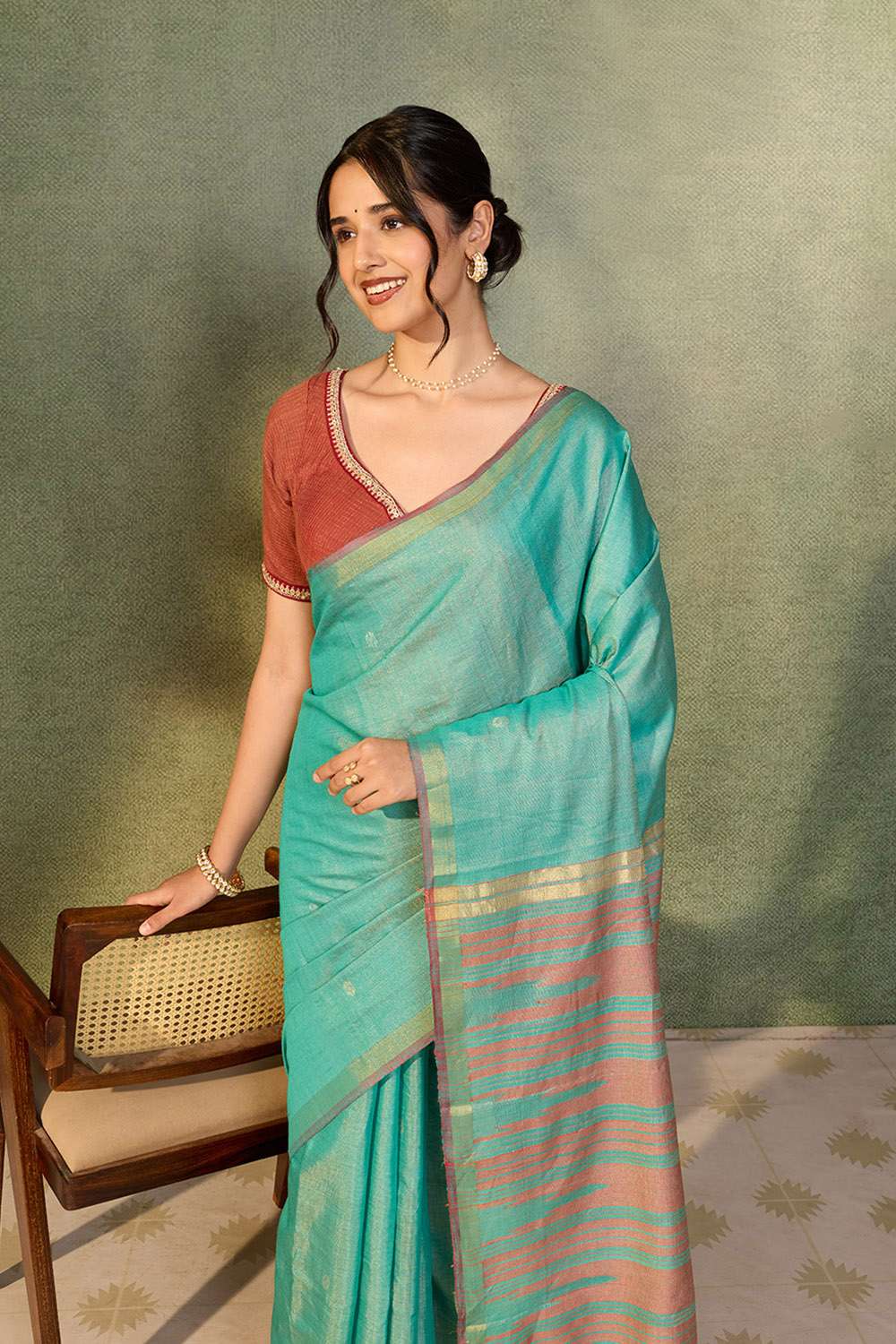 Dark Green Chattisgarh Woven Pure Tussar Silk Saree image number null