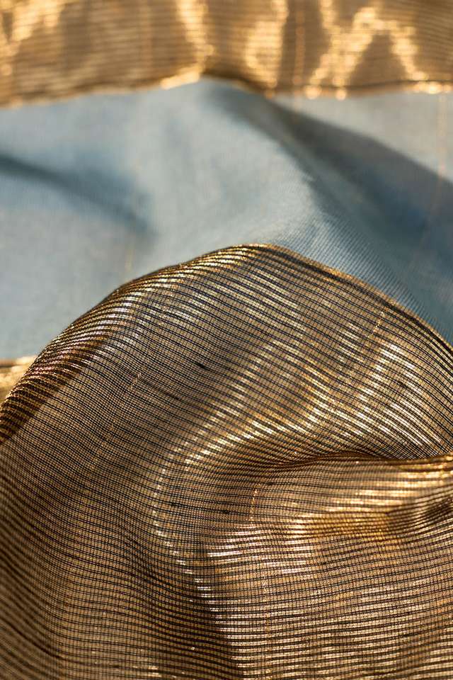 Blue Woven Pure Silk Cotton Maheshwari Saree thumbnail image number null