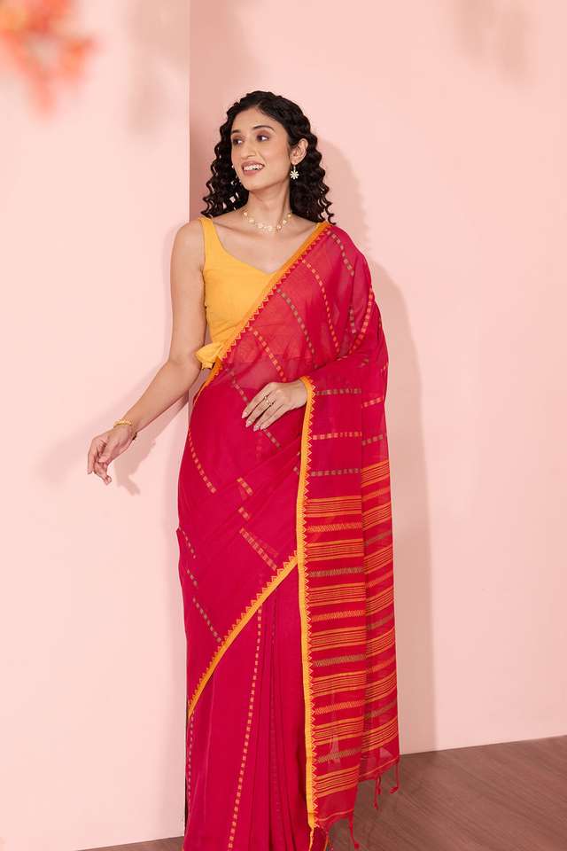 Dark Pink Woven Pure Cotton Bengal Saree thumbnail image number null