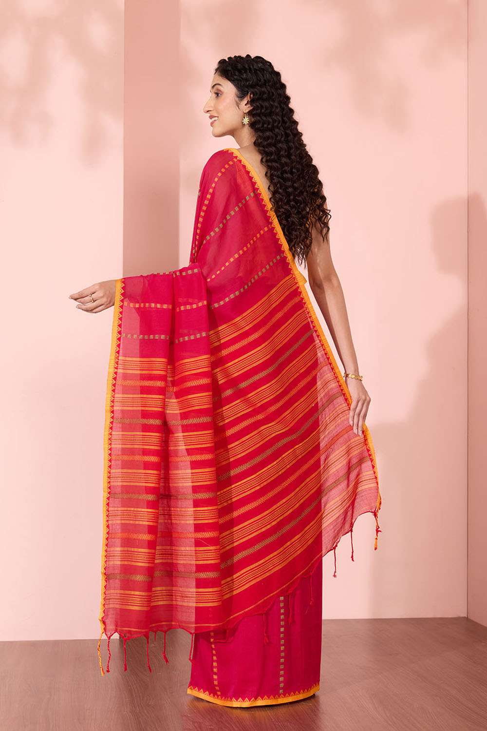 Dark Pink Woven Pure Cotton Bengal Saree image number null