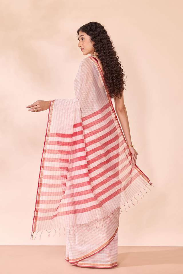 Off White Woven Pure Silk Cotton Maheshwari Saree thumbnail image number null