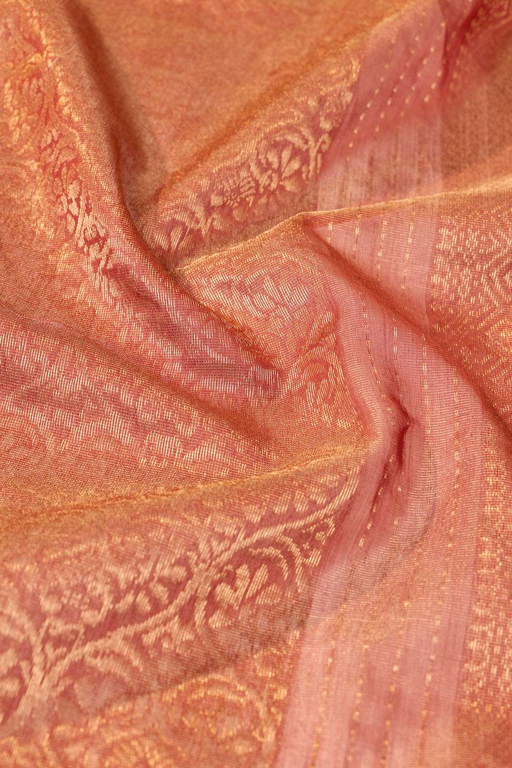 Red Woven Pure Tissue Cotton Maheshwari Saree image number null
