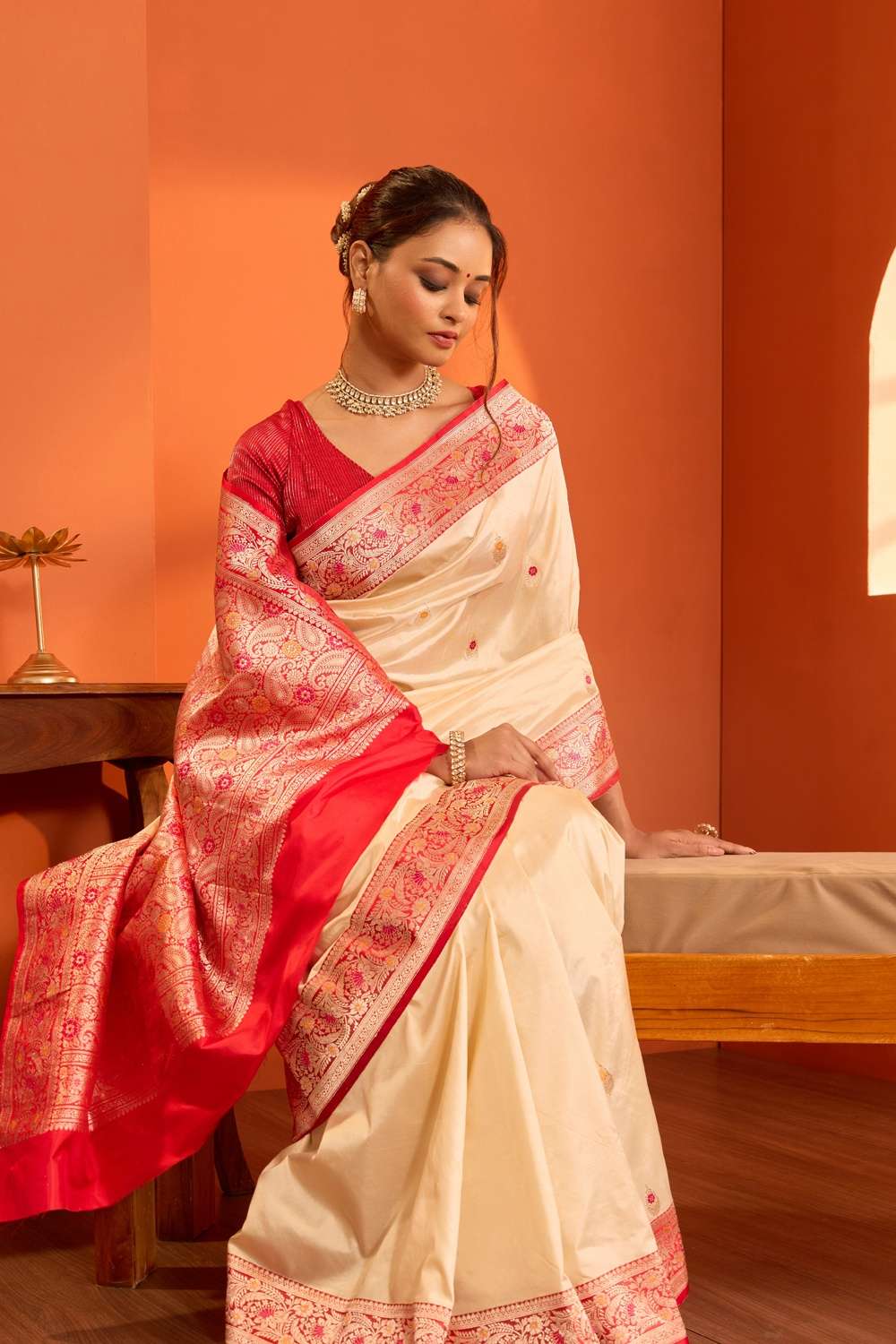 Beige Pure Silk Kadwa Banarasi Saree image number null