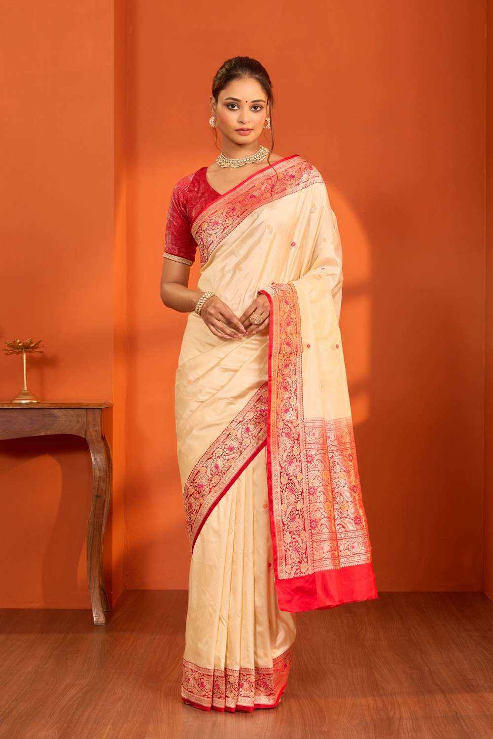 Beige Pure Silk Kadwa Banarasi Saree image number null