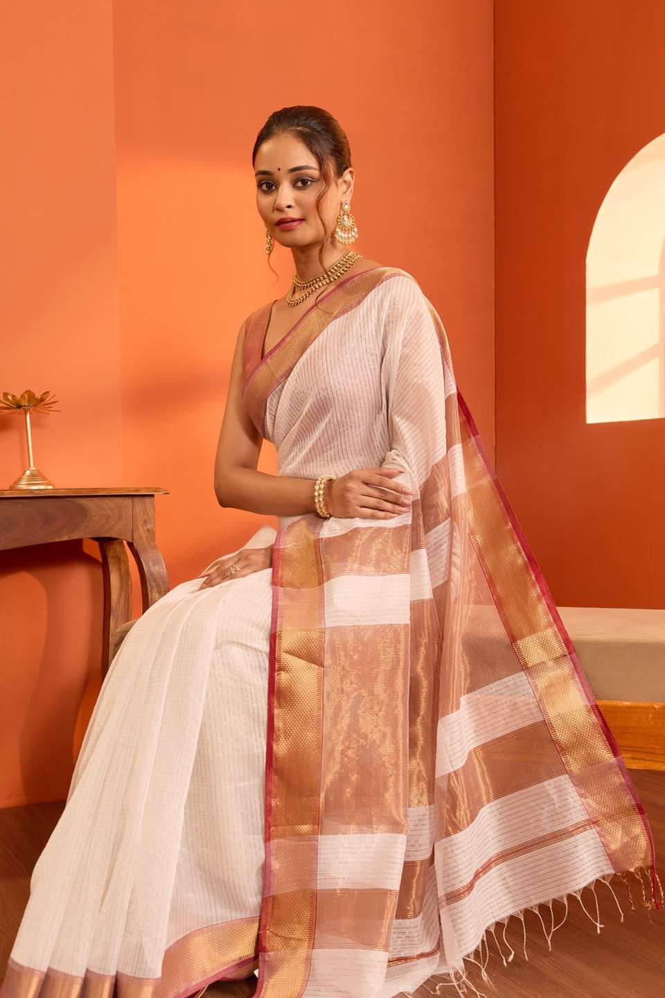 Off White Woven Pure Silk Cotton Maheshwari Saree