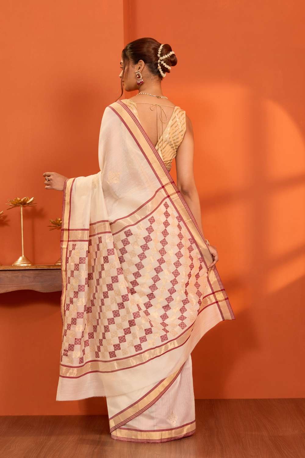 Off White Woven Pure Silk Cotton Chanderi Saree image number null