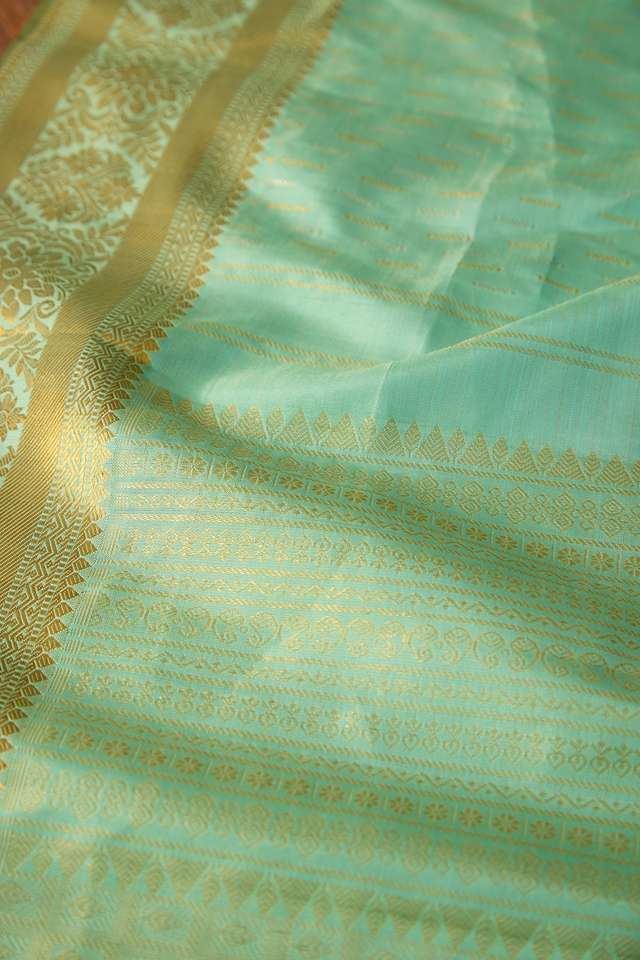 Light Green Pure Silk Woven Kanjivaram Saree thumbnail image number null