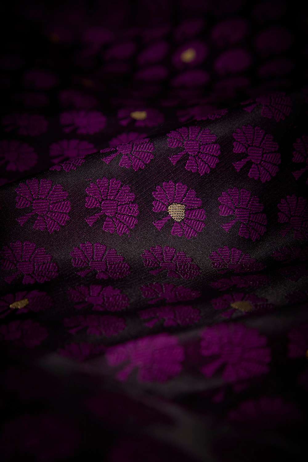 Dark Violet Banaras Pure Silk Tanchoi Saree image number null
