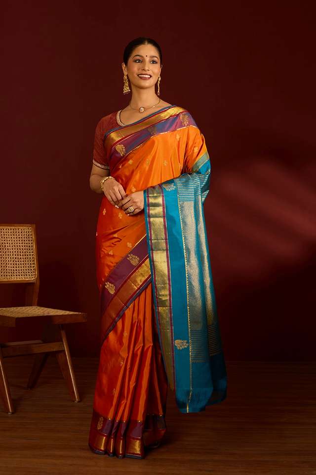 Dark Orange Pure Silk Woven Kanjivaram Saree thumbnail image number null