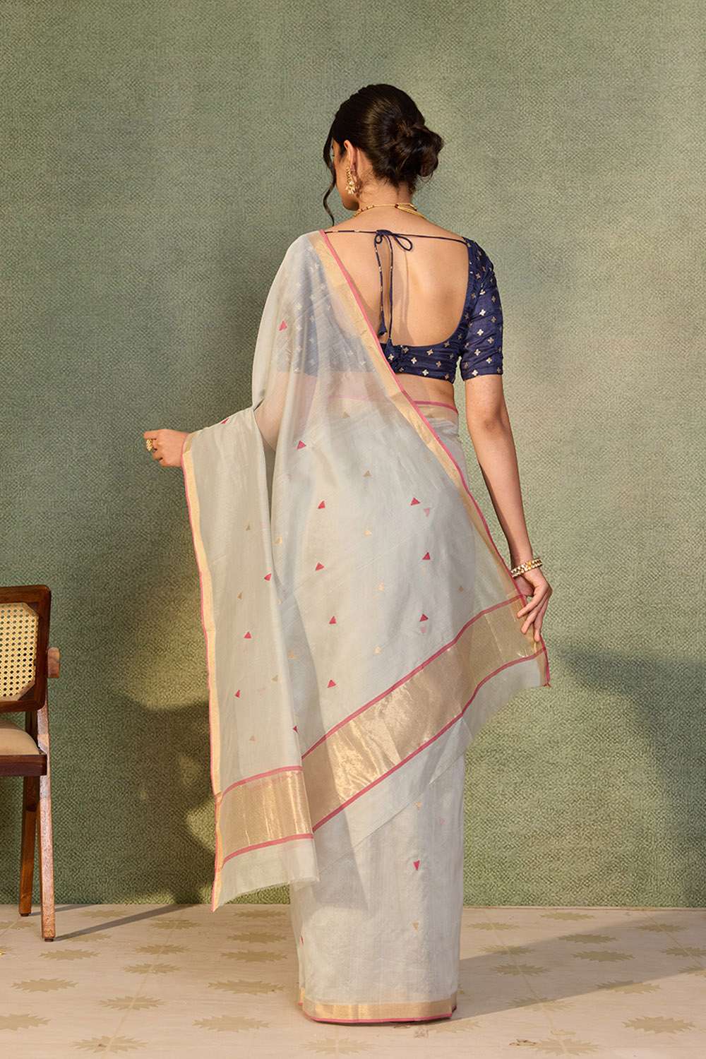 Grey Woven Pure Silk Cotton Chanderi Saree image number null