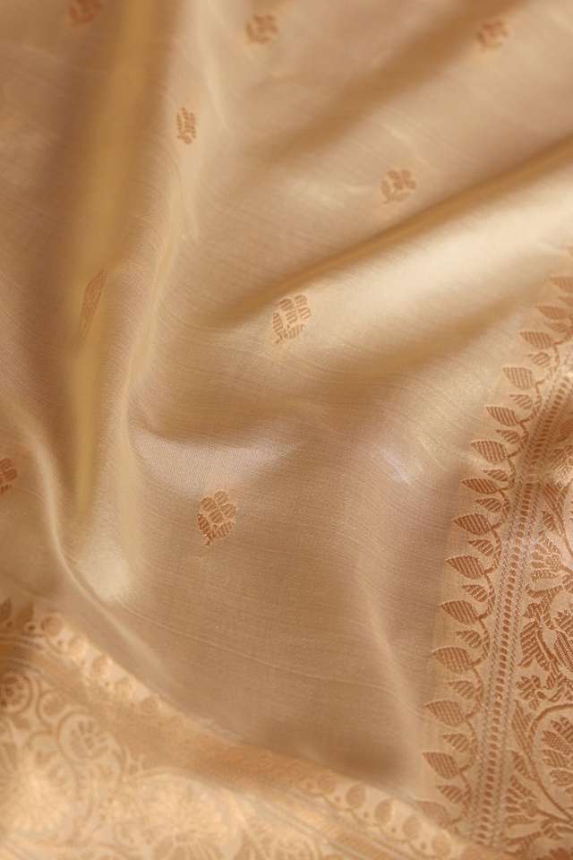 Off White Silk Viscose Banaras Cutwork Saree thumbnail image number null