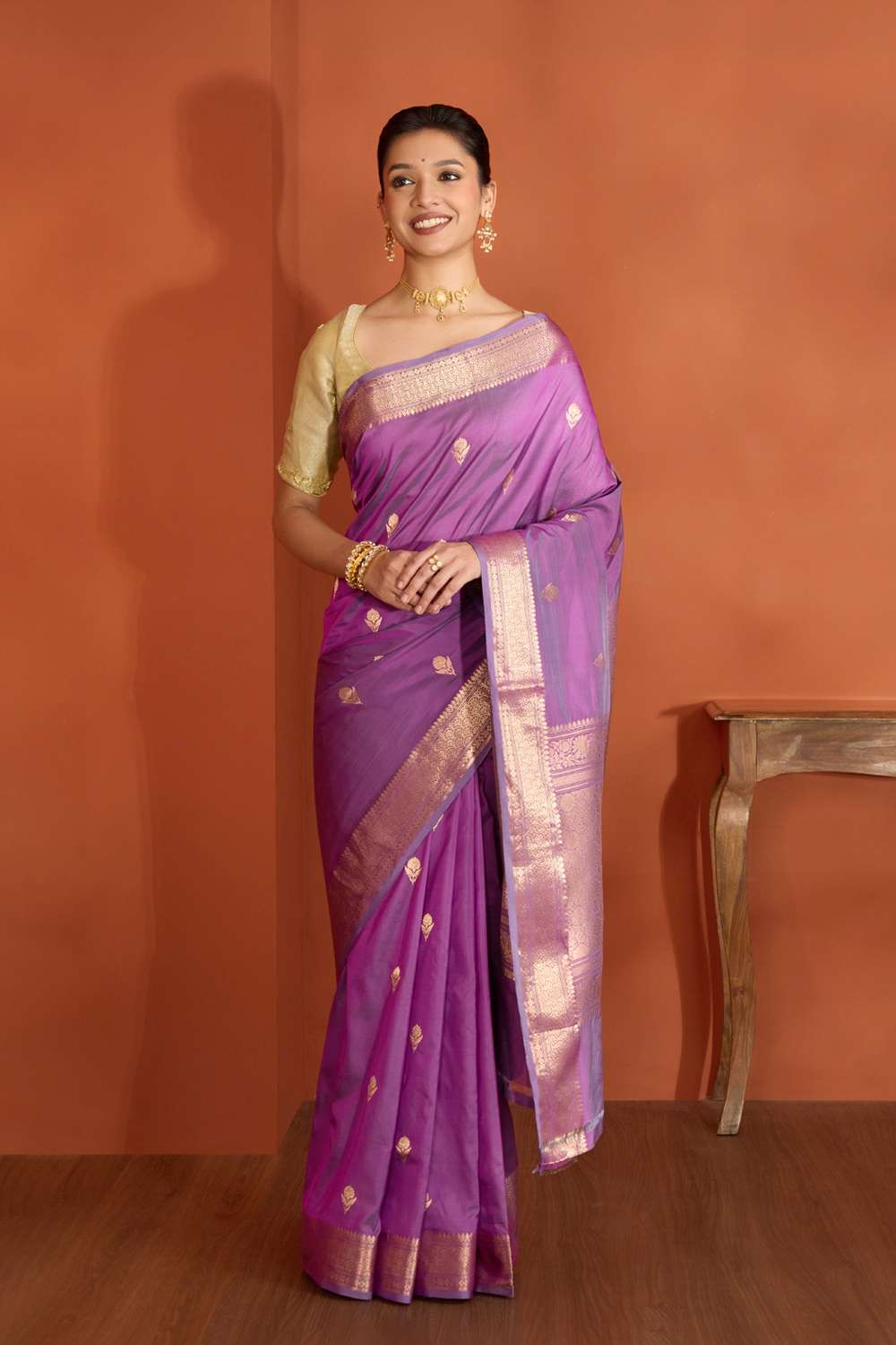 Violet Silk Viscose Kadwa Banarasi Saree image number null