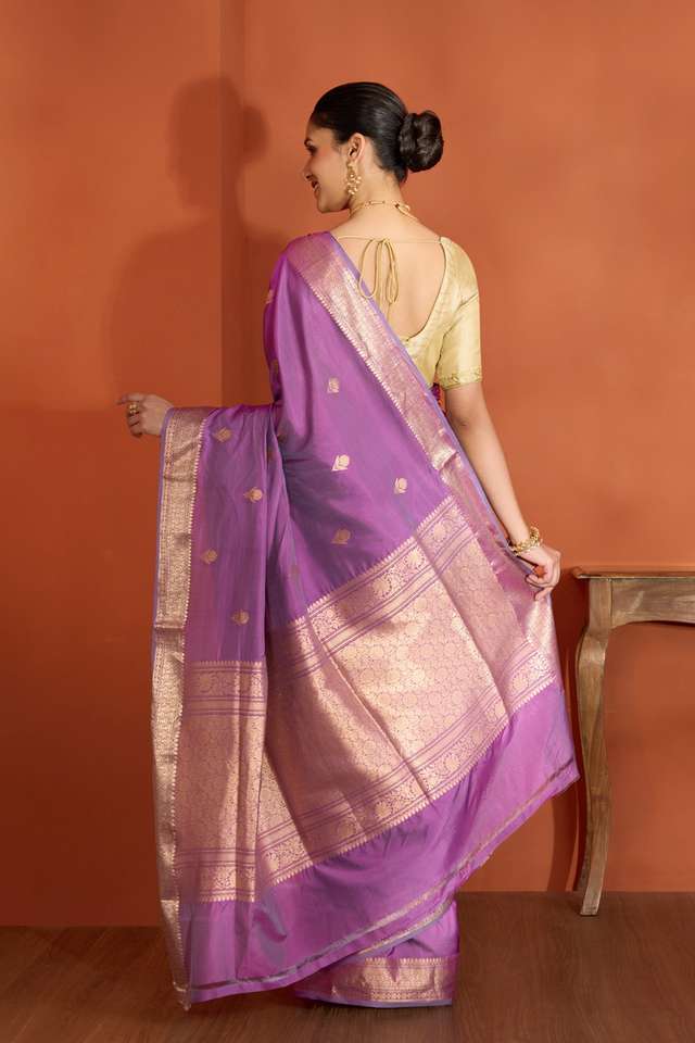 Violet Silk Viscose Kadwa Banarasi Saree thumbnail image number null