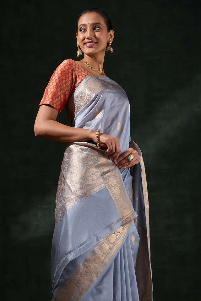 Grey Silk Viscose Kadwa Saree thumbnail image number null