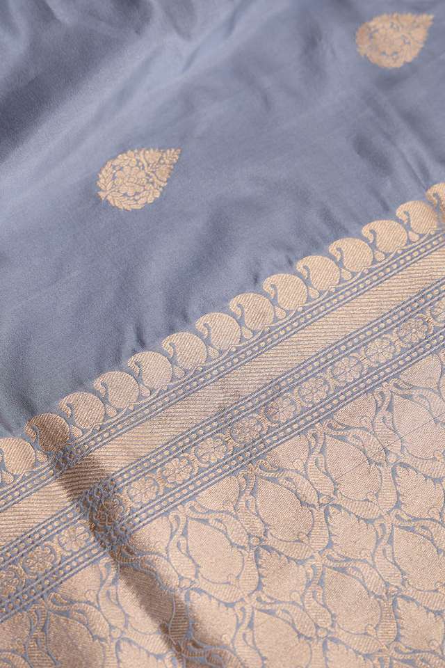 Grey Silk Viscose Kadwa Saree thumbnail image number null