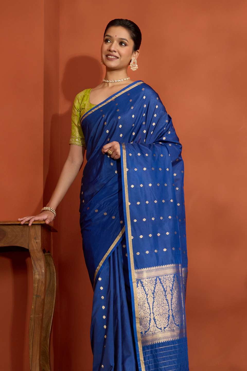 Dark Blue Silk Viscose Cutwork Banaras Inspired Design Saree