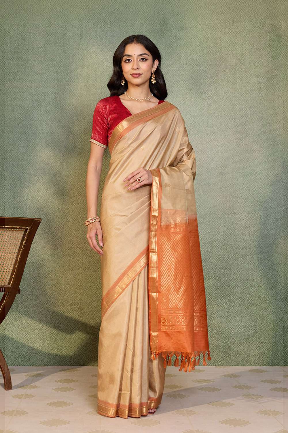 Beige Woven Pure Silk Saree image number null