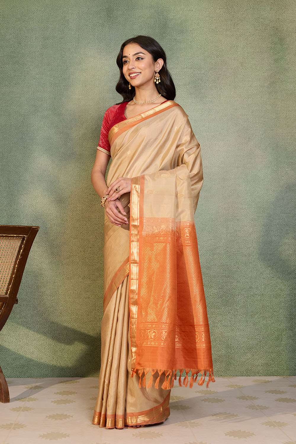 Beige Woven Pure Silk Saree image number null