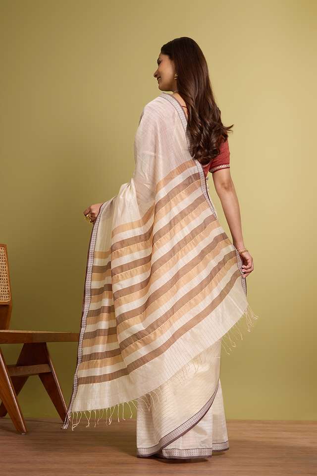 Off White Woven Pure Silk Cotton Maheshwari Saree thumbnail image number null