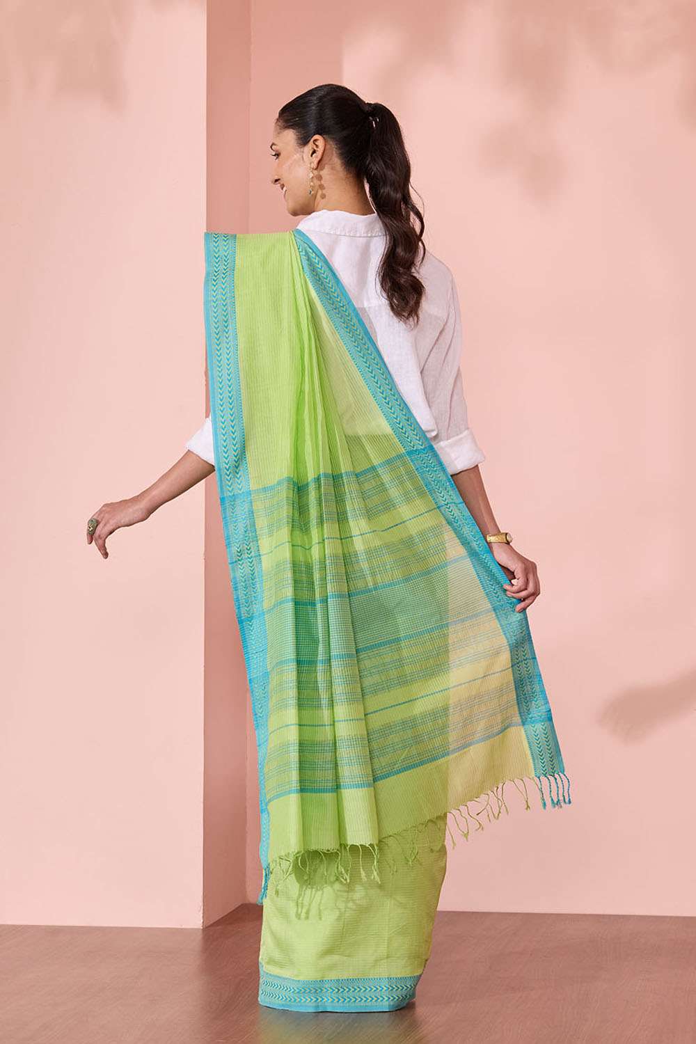 Light Green Woven Pure Silk Cotton Maheshwari Saree image number null