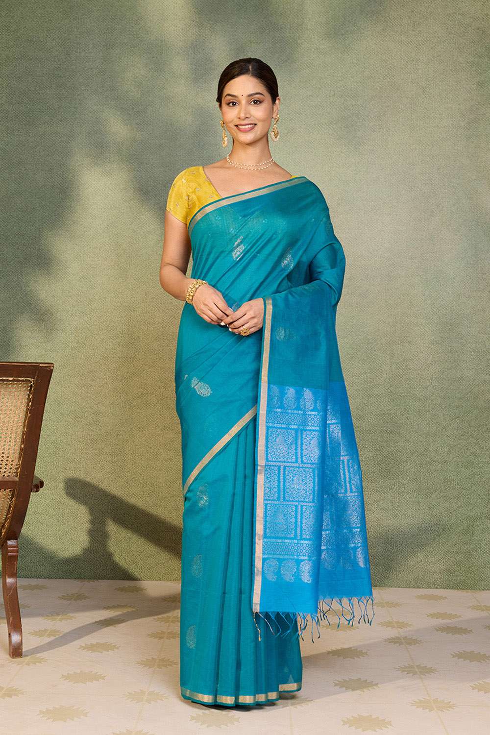 Blue Woven Pure Silk Cotton Saree image number null
