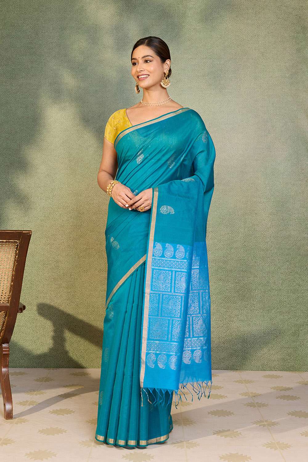 Blue Woven Pure Silk Cotton Saree image number null