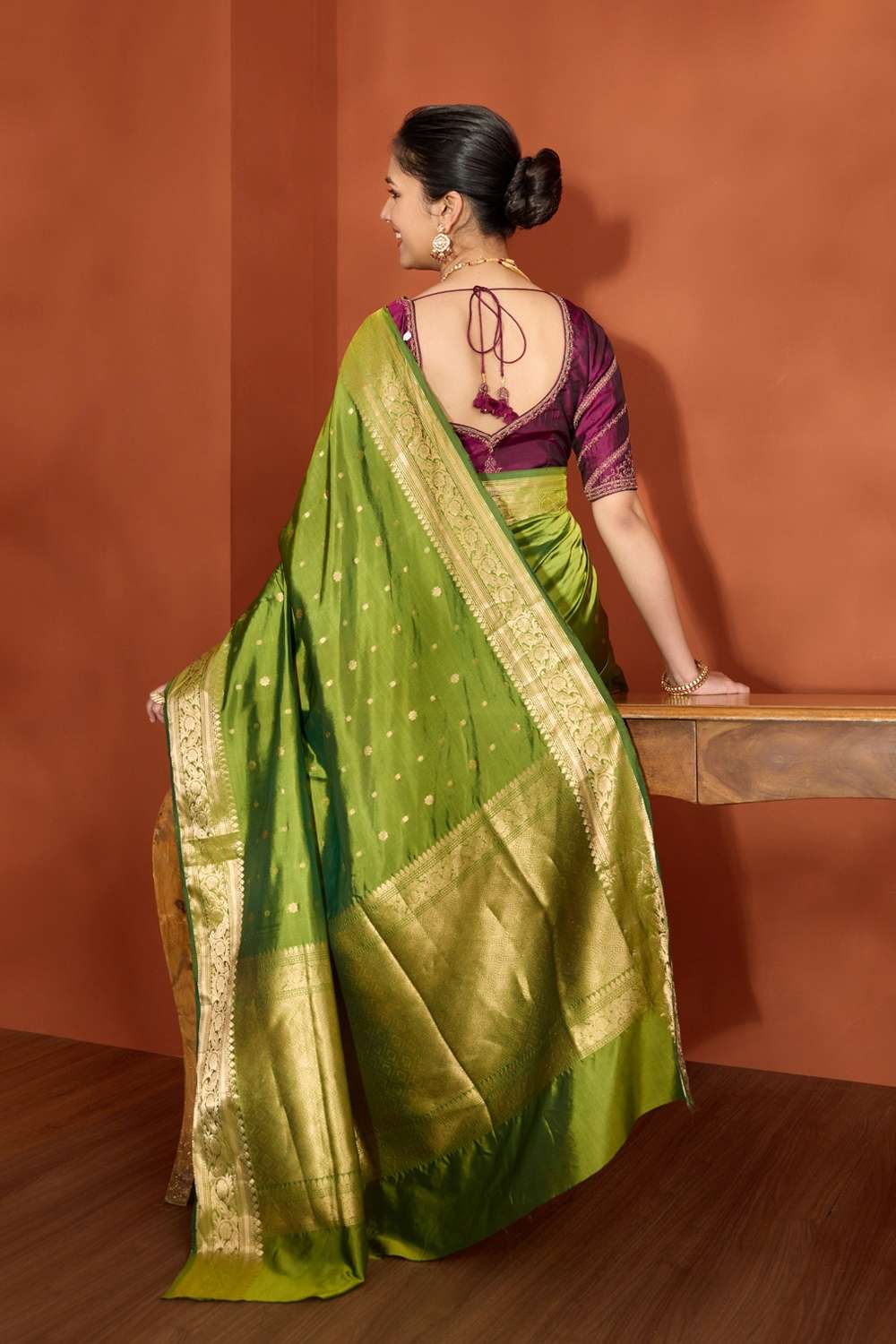 Green Silk Viscose Cutwork Banaras Inspired Design Saree image number null
