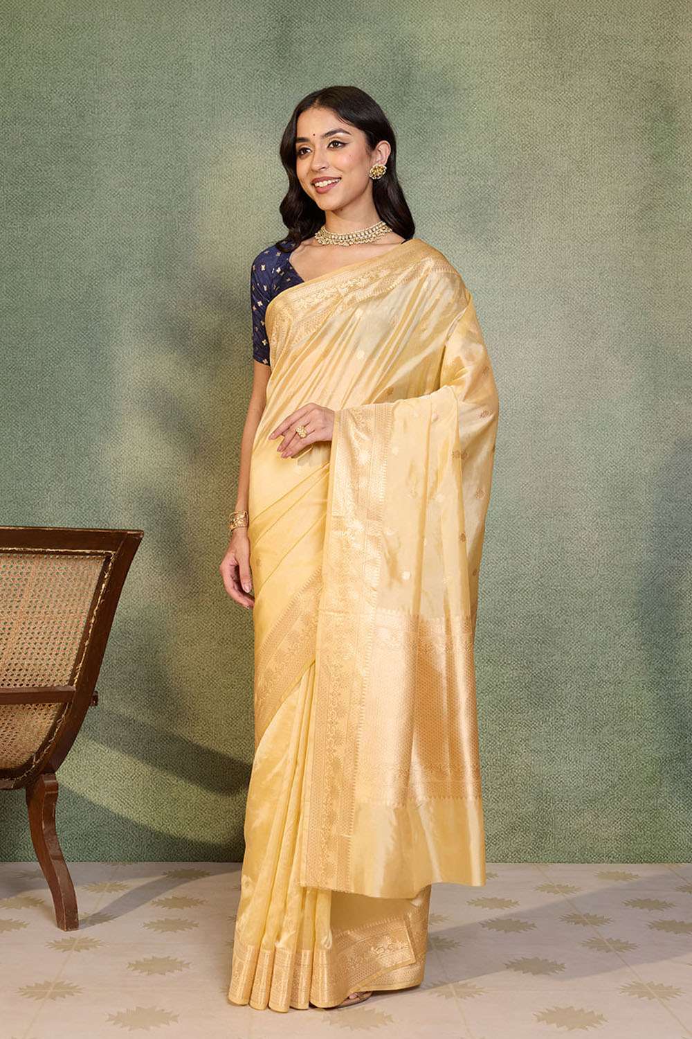 Beige Banarasi Inspired Design Silk Viscose Kadwa Saree image number null
