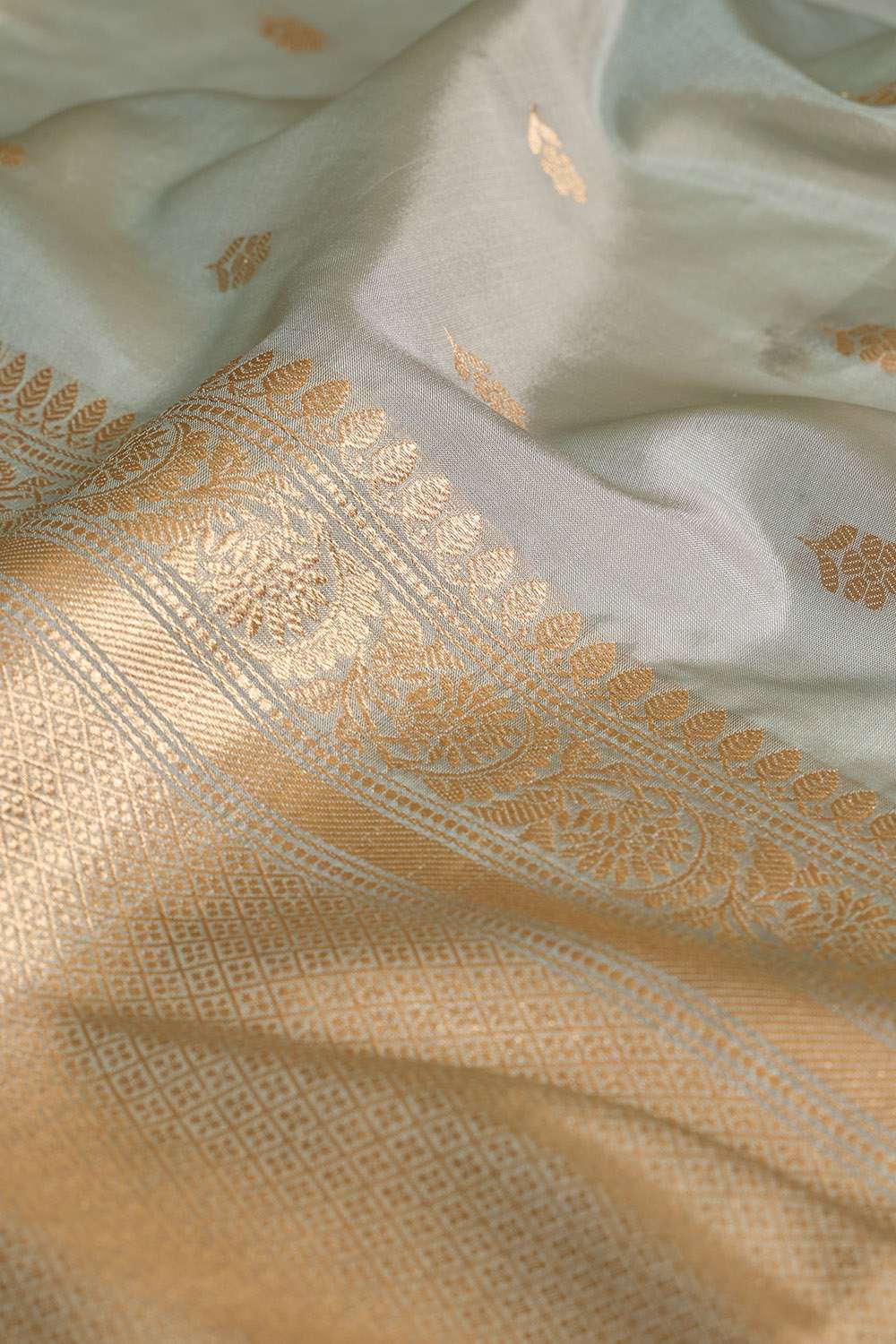 Grey Silk Viscose Cutwork Banarasi Saree image number null