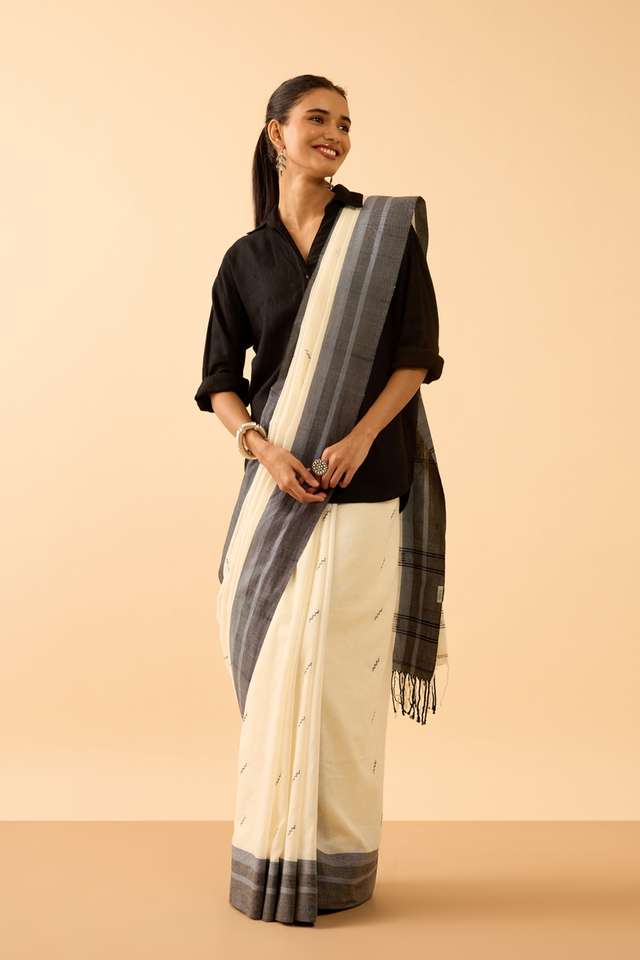 Off White Woven Pure Cotton Bengal Saree image number