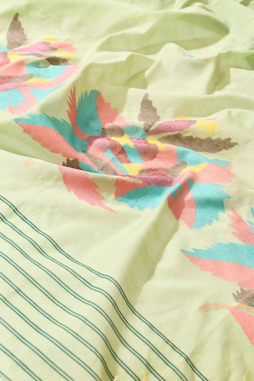 Light Green Bengal Pure Silk Cotton Jamdani Saree image number null