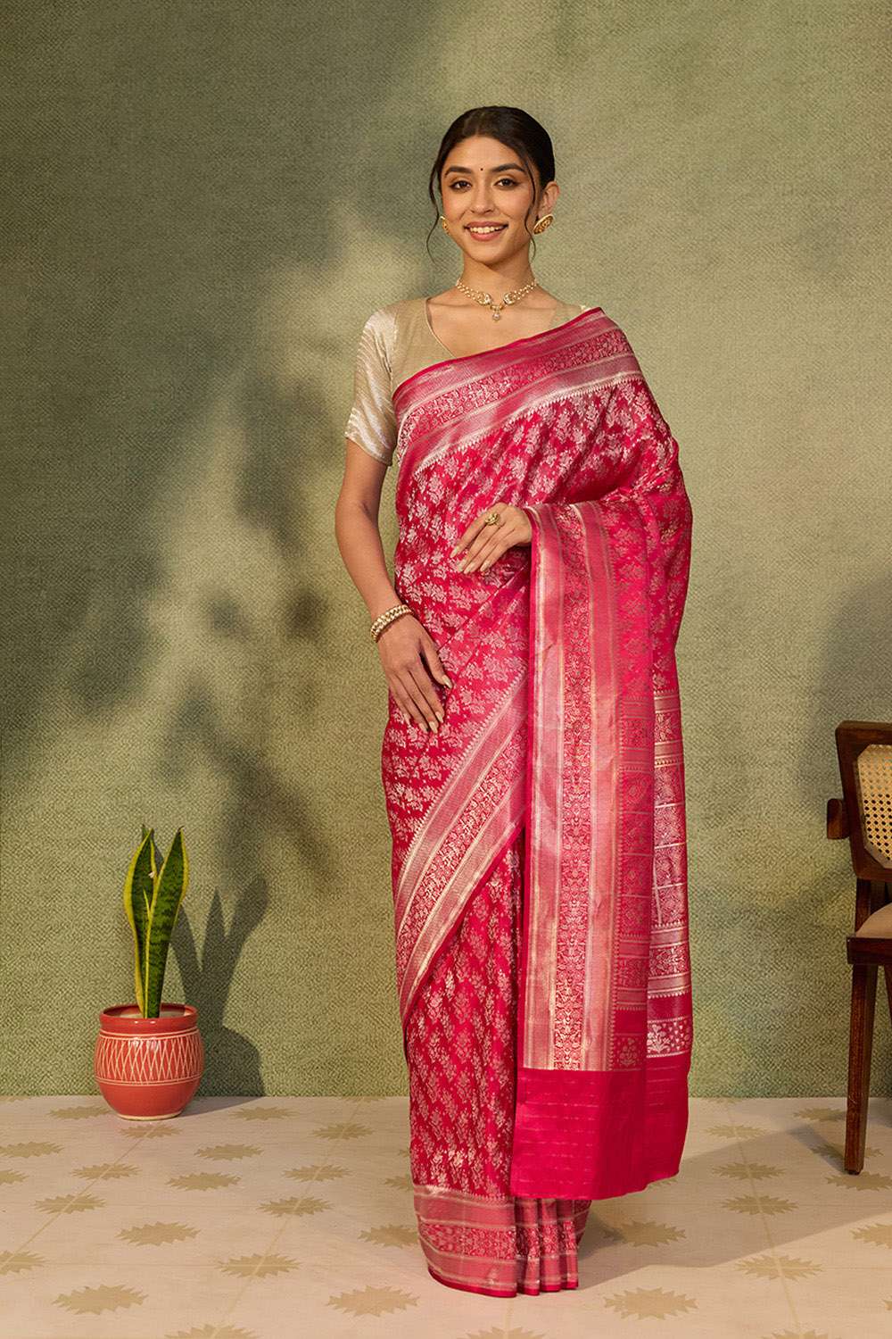 Pink Pure Silk Tanchoi Banarasi Saree image number null