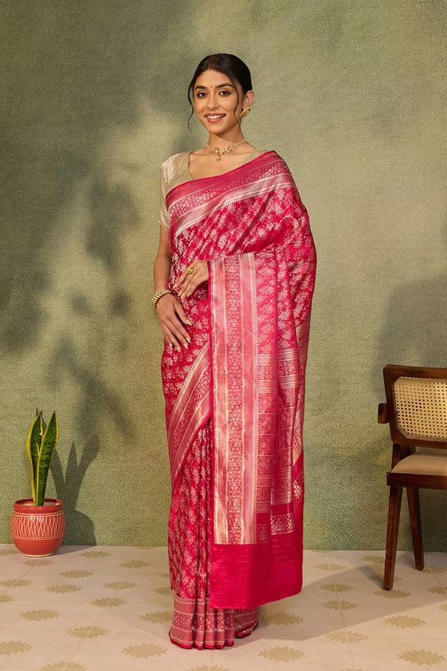 Pink Pure Silk Tanchoi Banarasi Saree thumbnail image number null