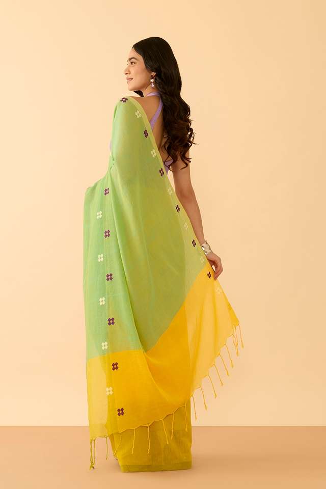 Yellow Woven Pure Cotton Bengal Saree thumbnail image number null