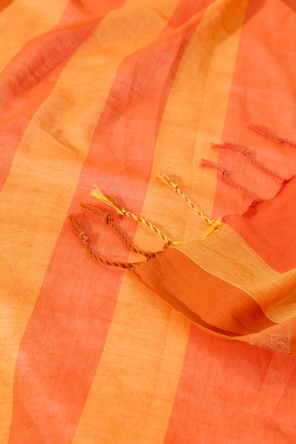 Light Orange Woven Pure Cotton Bengal Saree image number null