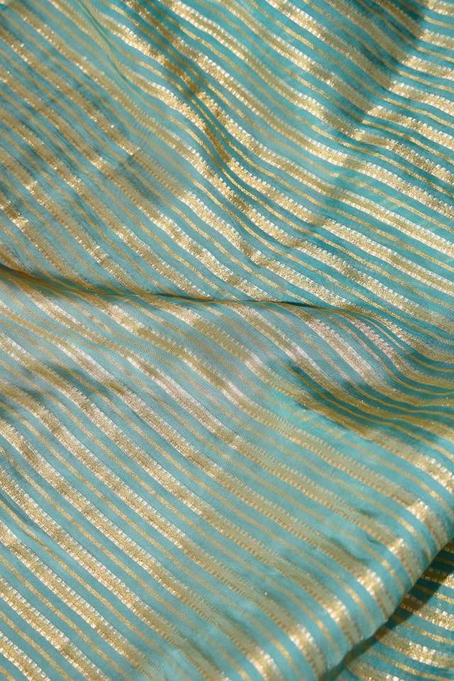 Green Woven Viscose Saree thumbnail image number null