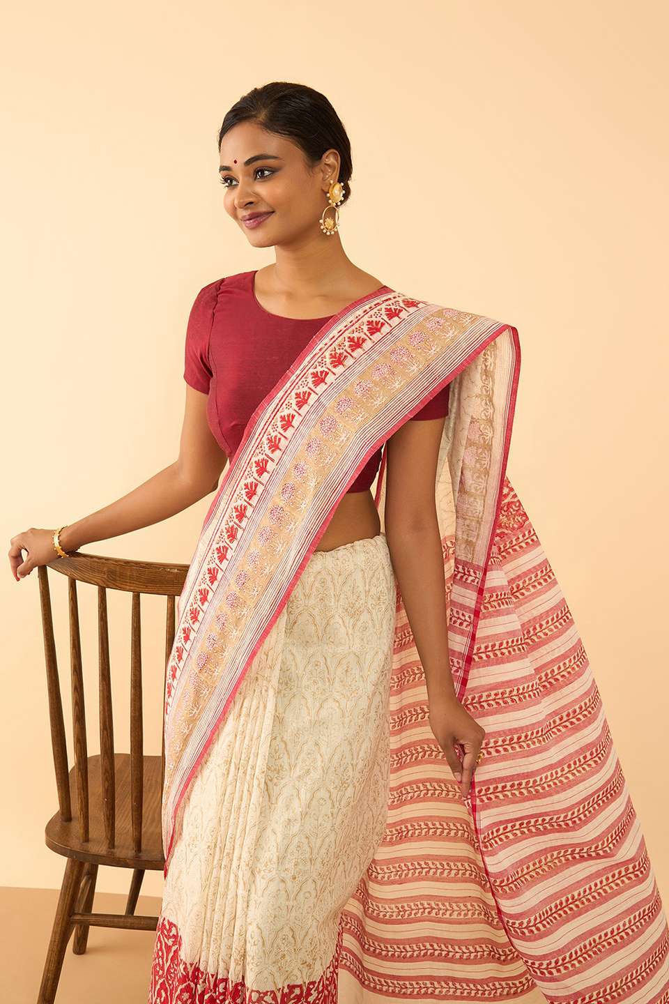 Off White Pure Cotton Block Printed Bengal Saree