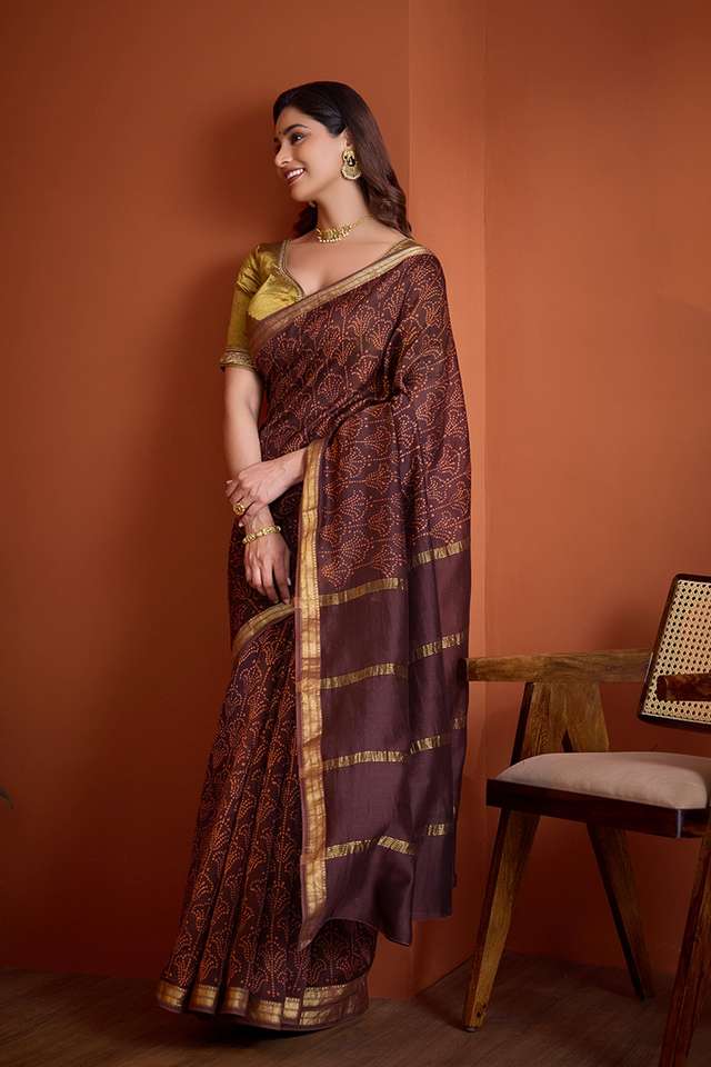 Brown Pure Silk Cotton Ujjain Batik Saree thumbnail image number null