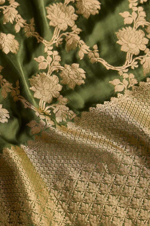 Green Woven Viscose Saree thumbnail image number null