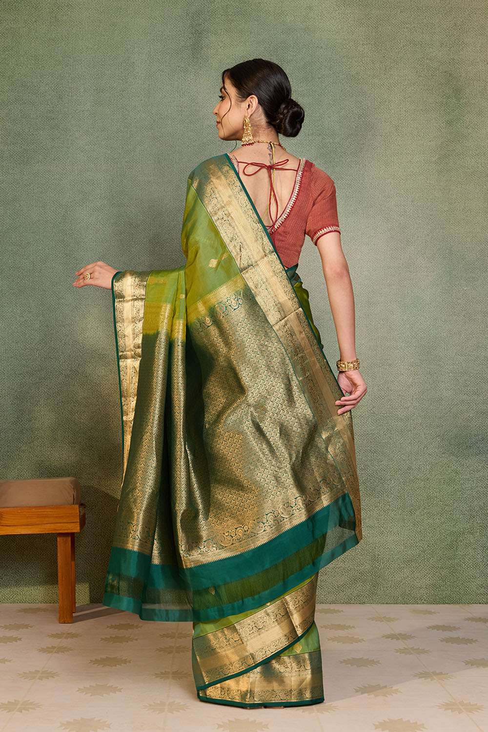 Green Woven Apsara Silk Viscose Saree image number null