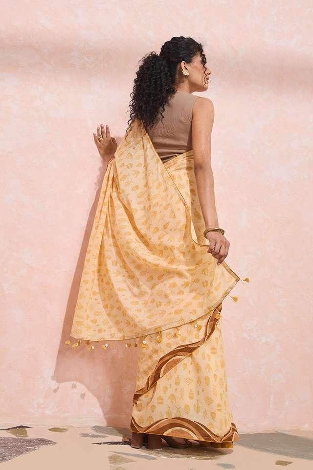 Light Yellow Bengal Screen Printed Pure Mulmul Cotton Saree thumbnail image number null