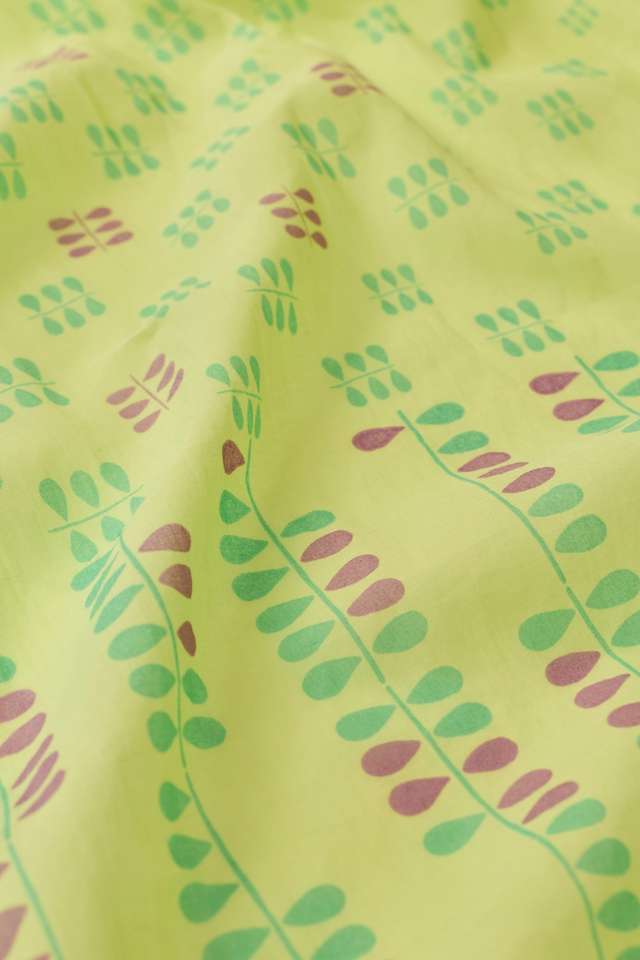 Light Green Screen Printed Bengal Pure Cotton Saree thumbnail image number null