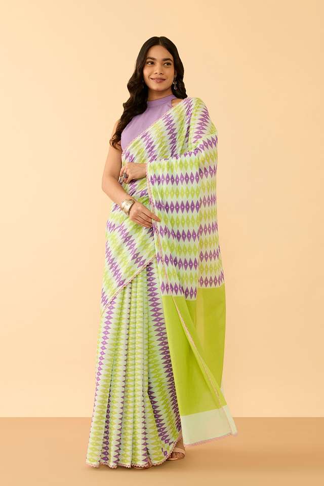 Light Green Screen Printed Bengal Pure Cotton Saree thumbnail image number null